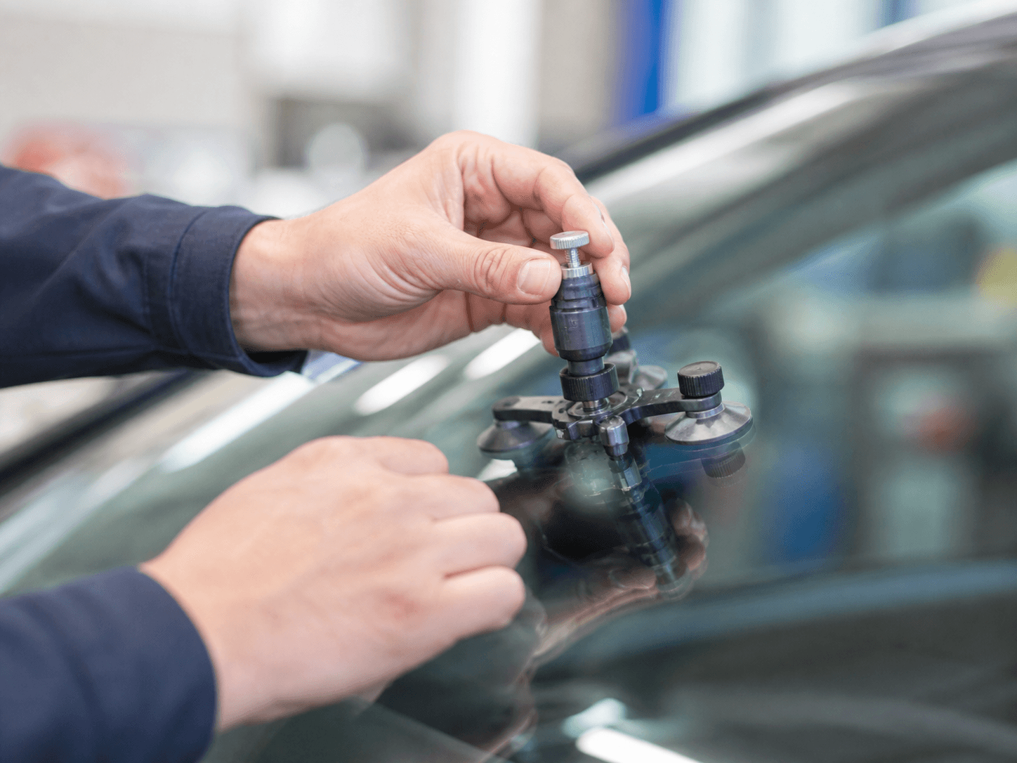 AUTOGLAS REPARATUR & ERSATZ